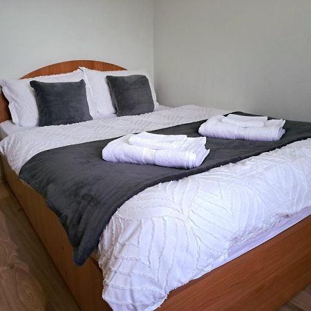 Aviliz Apartament Busteni Bagian luar foto