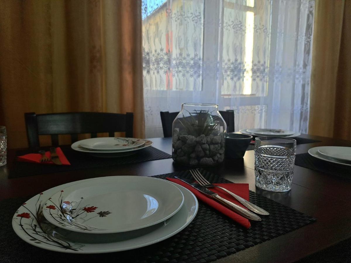 Aviliz Apartament Busteni Bagian luar foto